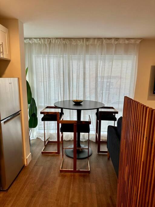 Appartamento Luxe: Modern Retreat In The City Seattle Esterno foto